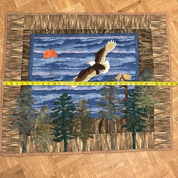 Eagle in Flight Quilted Wall Hanging - Picture 2 of 8